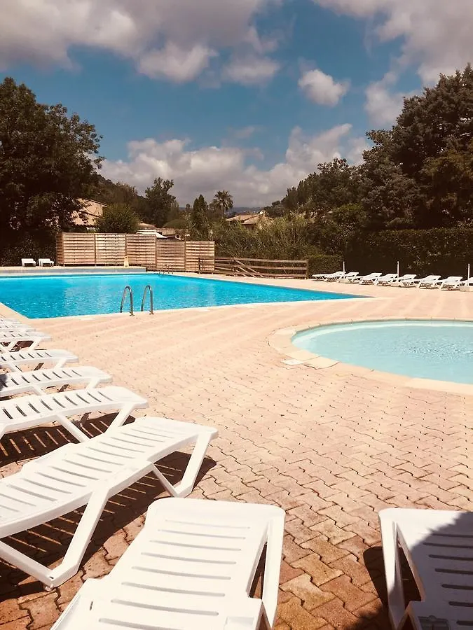 ***  Hôtel Camping les Mimosas à Pégomas France