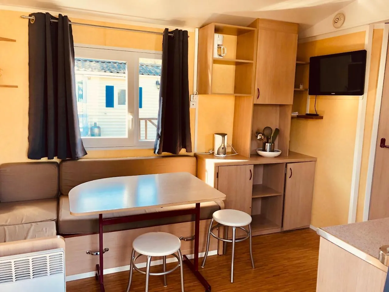 Hôtel Camping les Mimosas à Pégomas