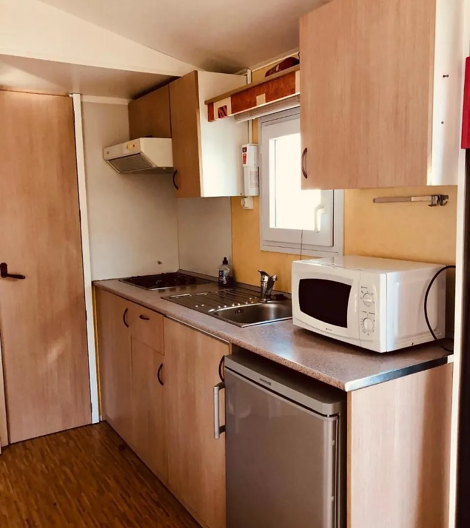 Hôtel Camping les Mimosas à Pégomas